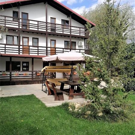 Casa Carp Calarasi Hotel Екстериор снимка